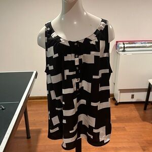 Kenneth Cole Reaction Black and White Patterned Tank Top